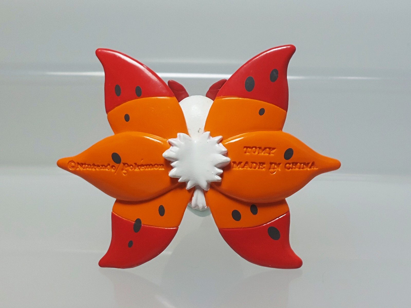 Volcarona Pokemon Monster Collection Figure Takara Tomy 2011 Japan H02 1.8in