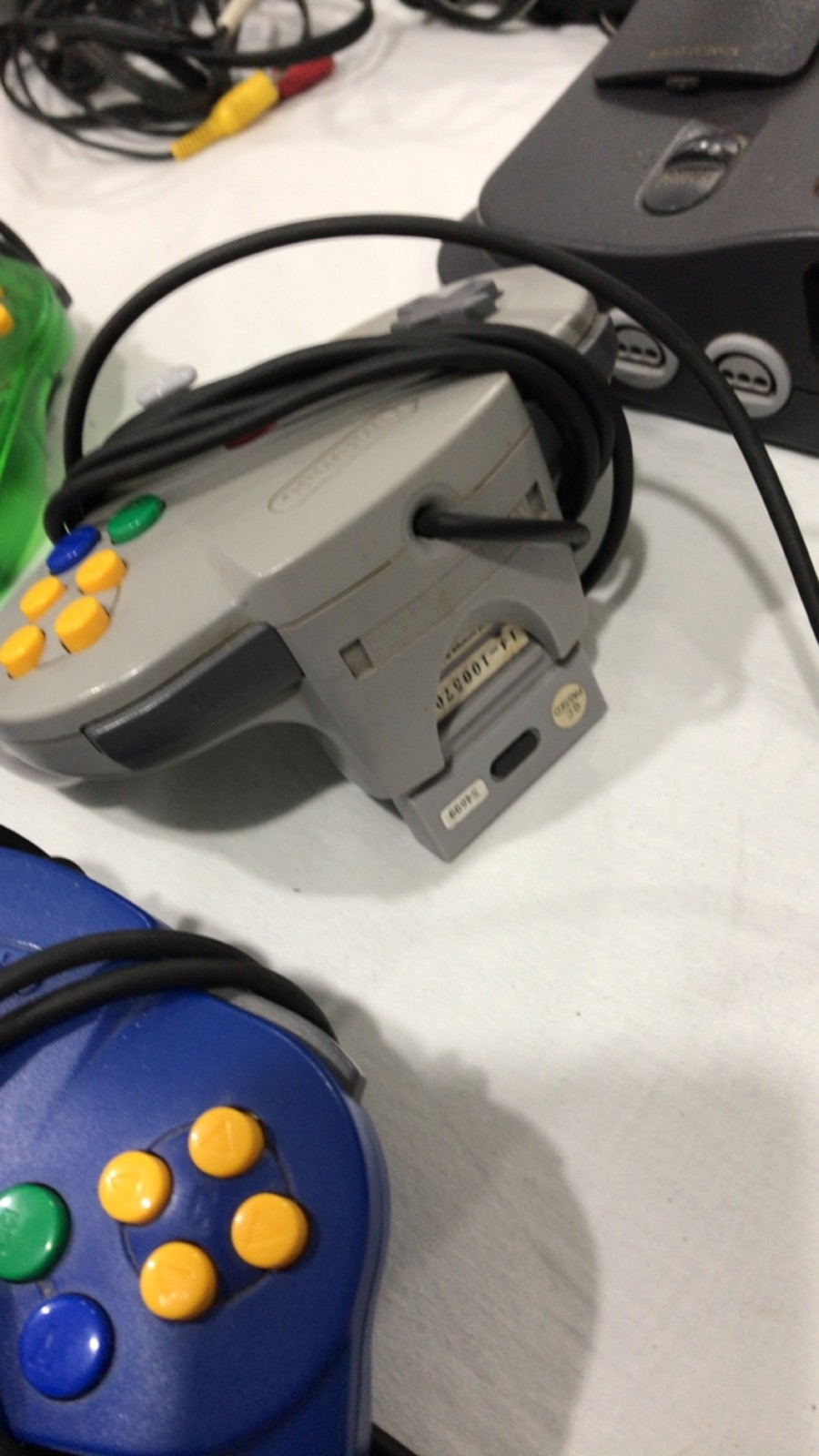 N64 Bundle OG Cable 4 Controllers + mem card+mem expac+Ocarina of Time Authentic