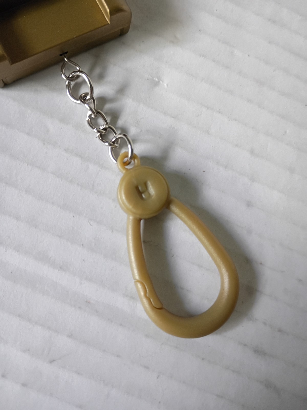 Nintendo Gameboy Classic keychain backpack clip charm tag plastic gold