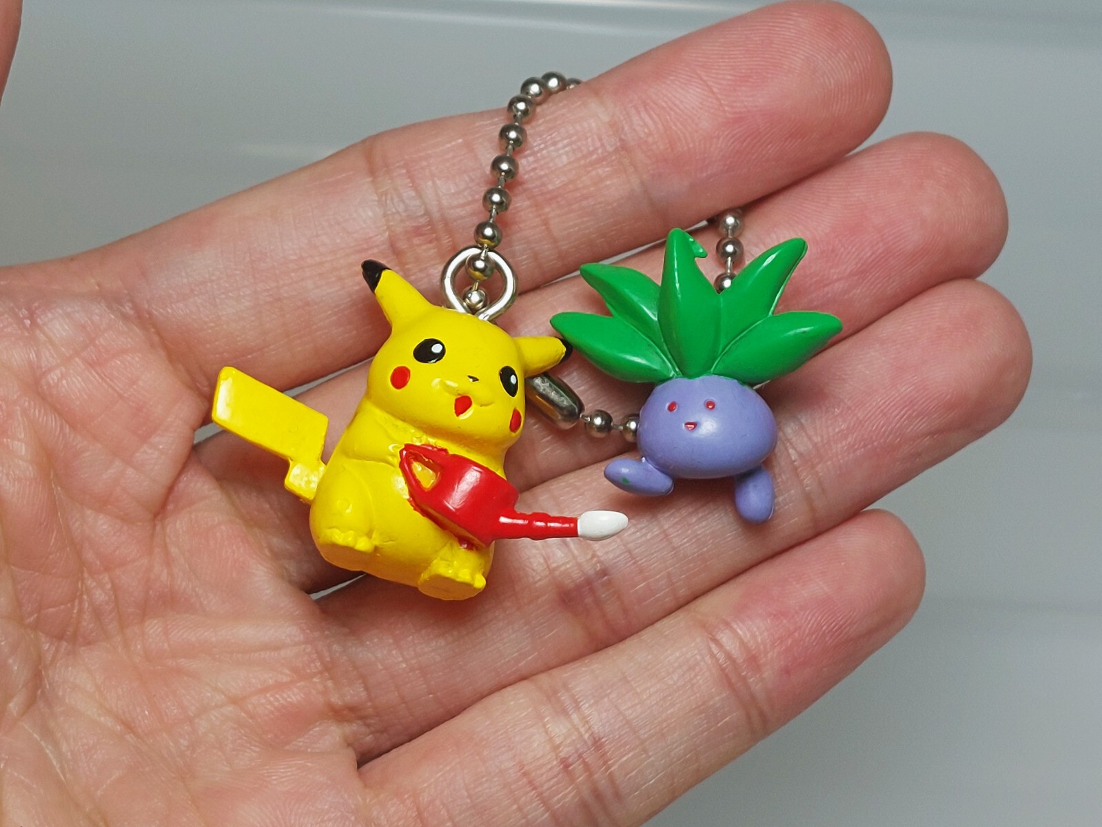 Pikachu Oddish Pokemon Swing Keychain Figure Gashapon Bandai F02 0.9-1in