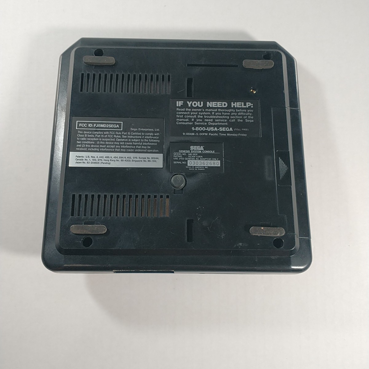 Sega Genesis Console Model MK-1631 + 13 Games & 3 Controllers Tested READ