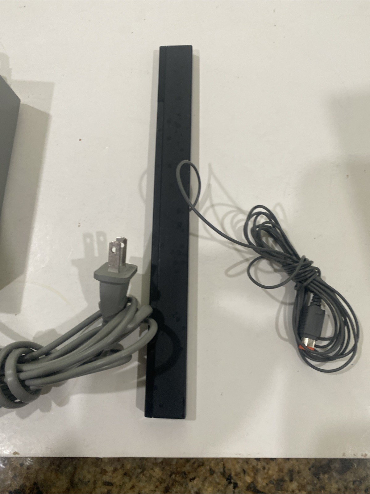 Nintendo Wii Accessories Lot Light Gray Power Cord Sensor Bar, Stand & Motion