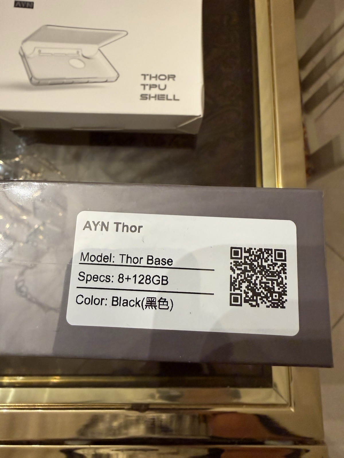 AYN Thor Base (batch 5) (128gb) Android Handheld Dual Screen With Accessories