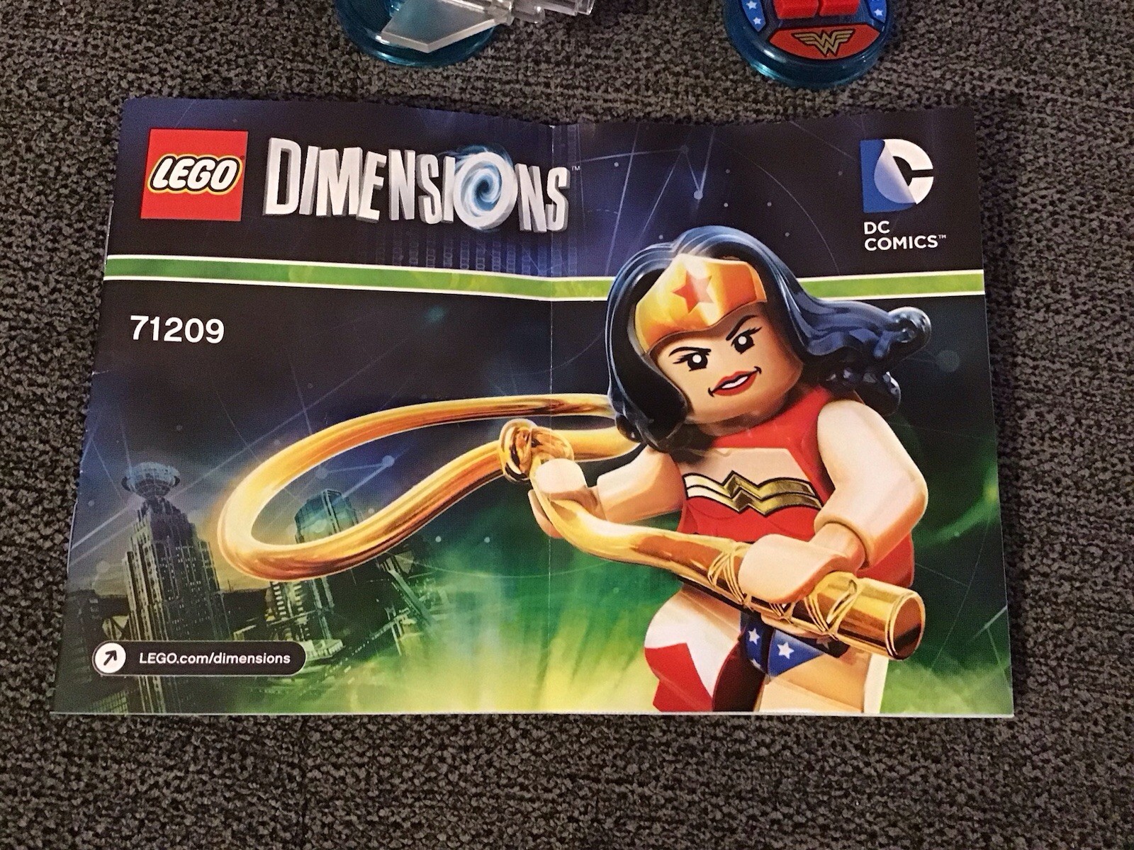 LEGO Dimensions DC Comics Wonder Woman And Invisible Jet 71209 Box And Booklet