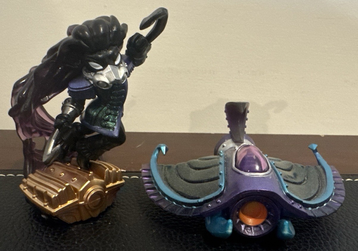 Skylanders Superchargers Nightfall and Sea Shadow