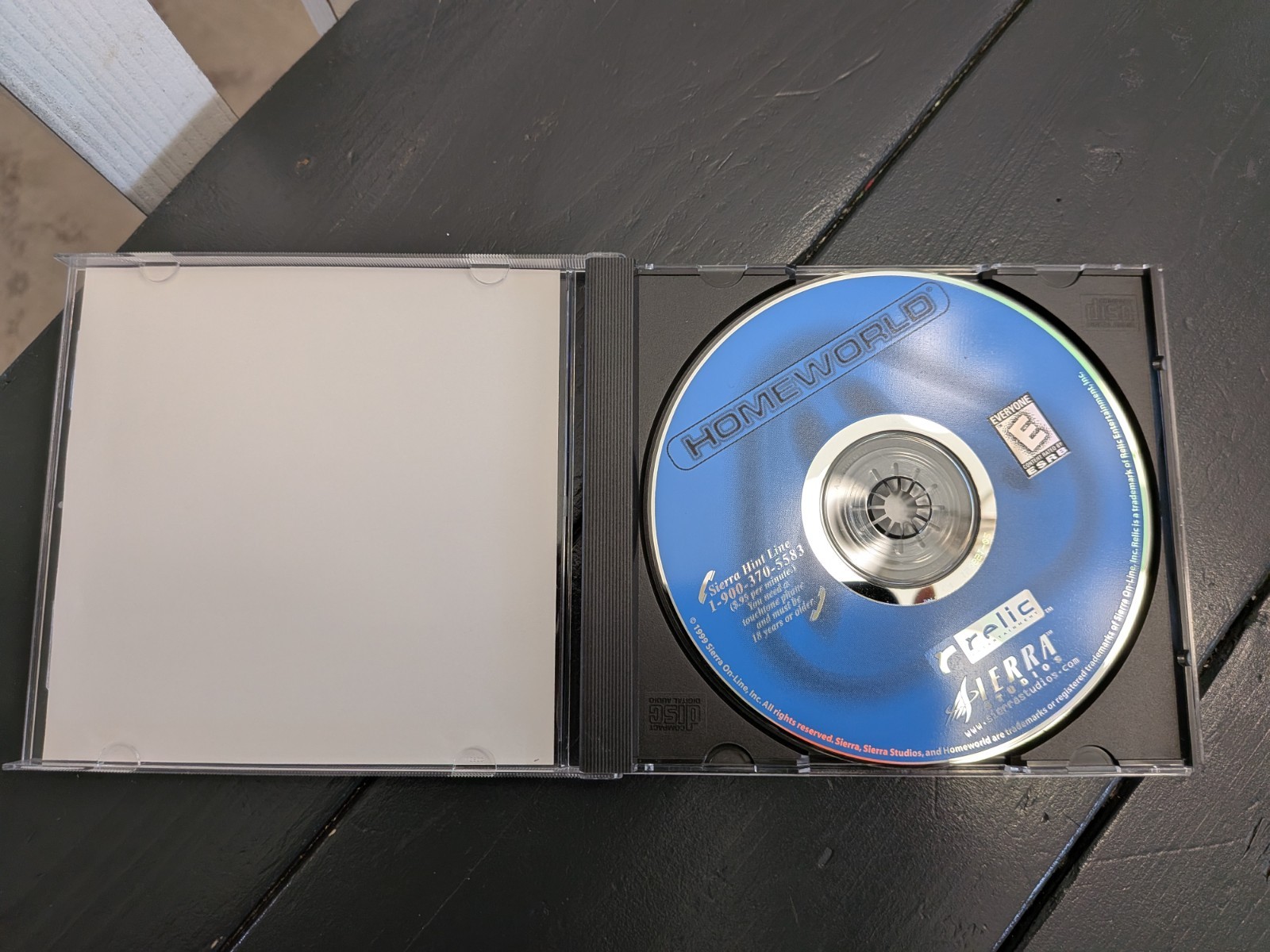 Homeworld Original Game PC CD-ROM Sierra Relic 1999 for Windows 95/98