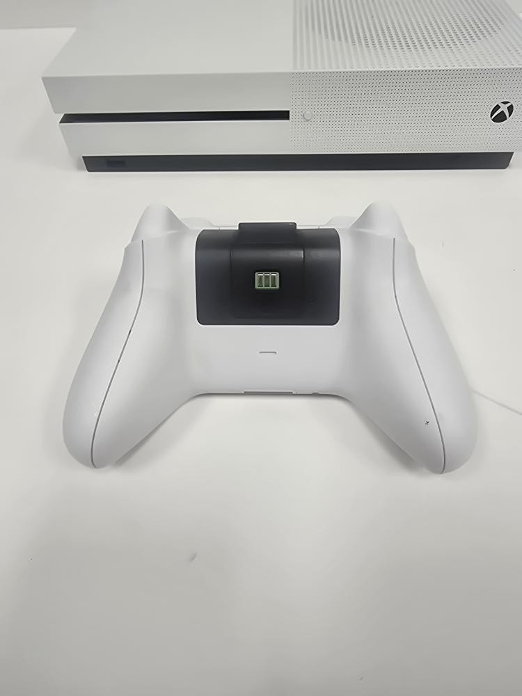 MICROSOFT XBOX ONE S (P21028928)