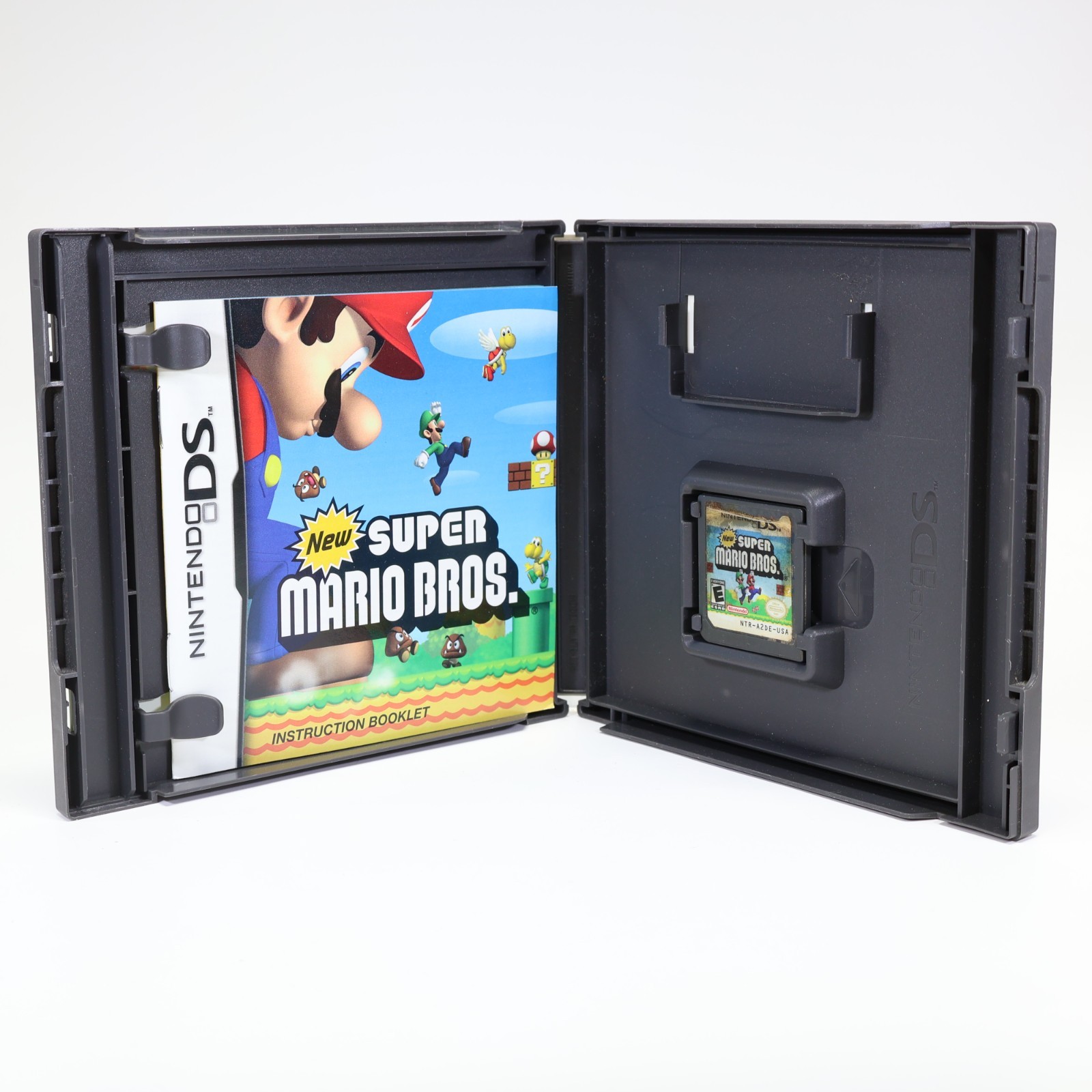 New Super Mario Bros. (DS) CIB – Auth Acceptable Cond