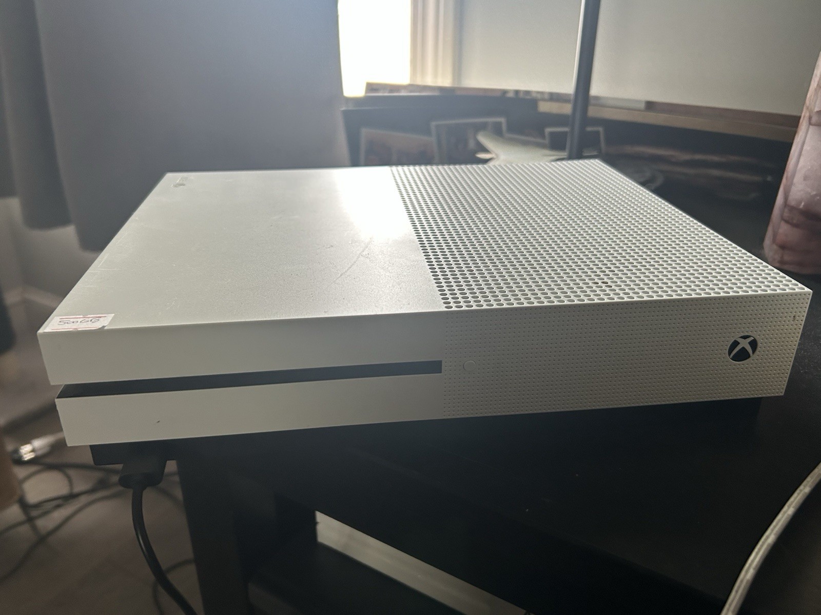 Microsoft Xbox One S 500GB 4K UHD Blu-Ray Compatible Home Console White