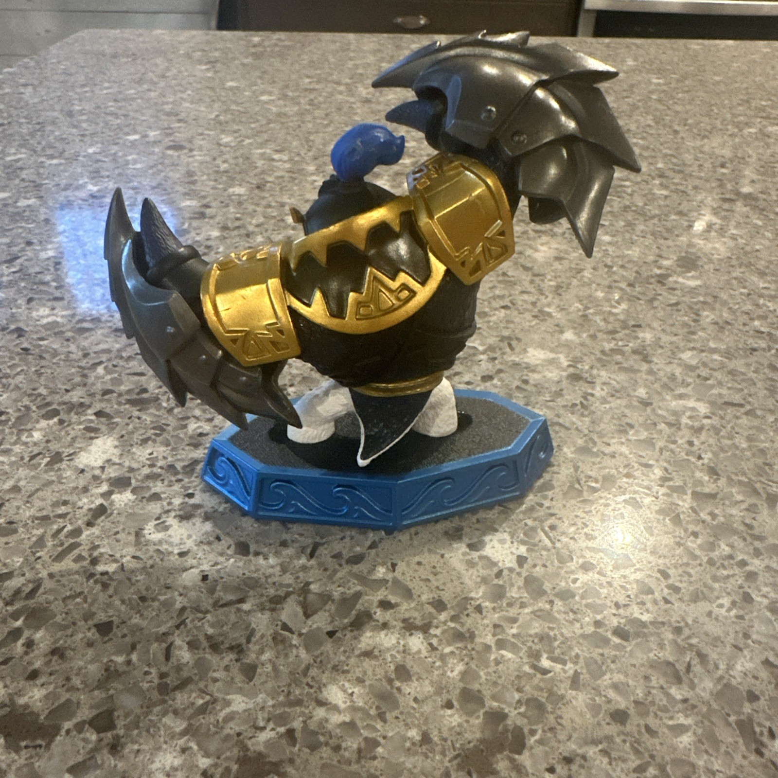 Activision Skylanders Dark King Pen Character Figure E0765B 2016
