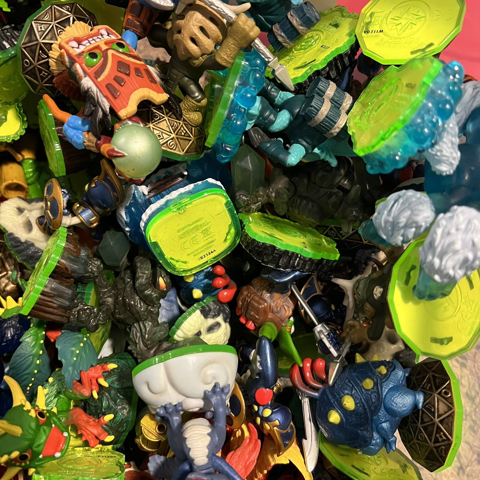 All Skylanders Spyro’s Adventure Characters and Magic Items Buy 3 Get 1 Free
