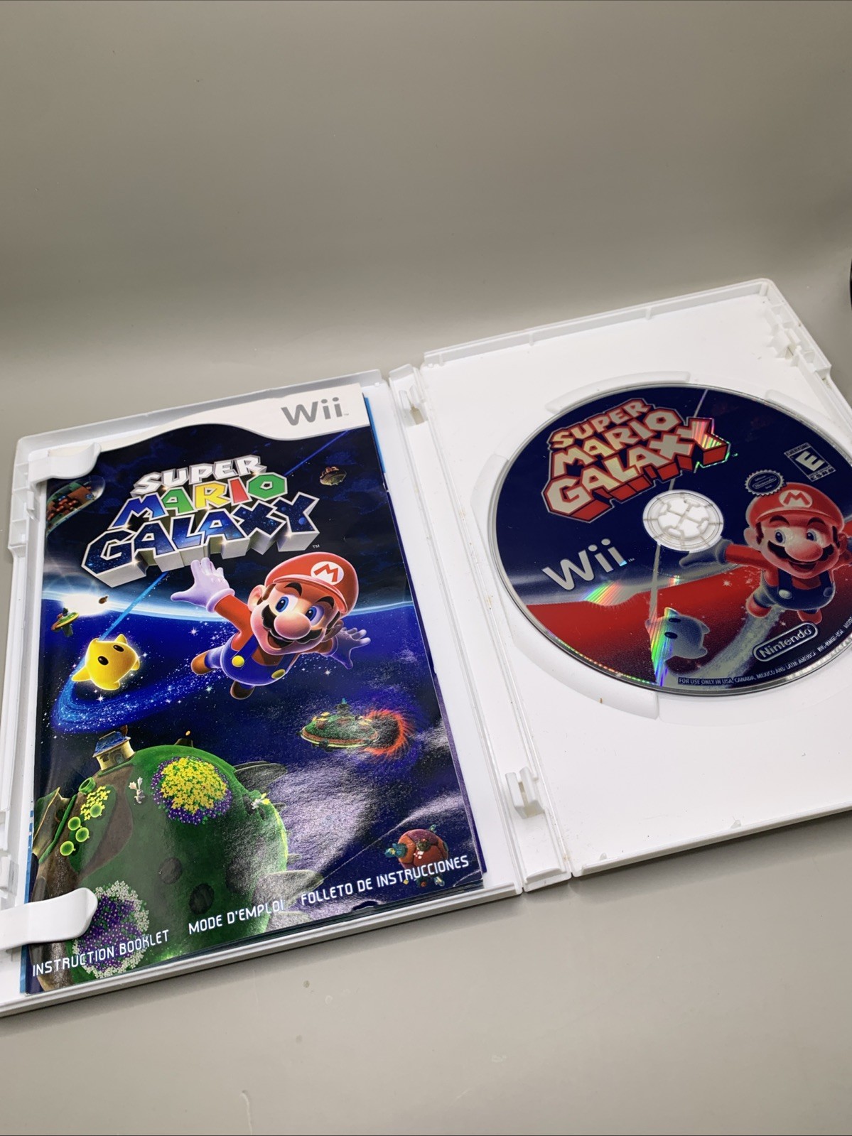 Super Mario Galaxy (Nintendo Wii, 2007) CIB Complete In Box w/ Manual