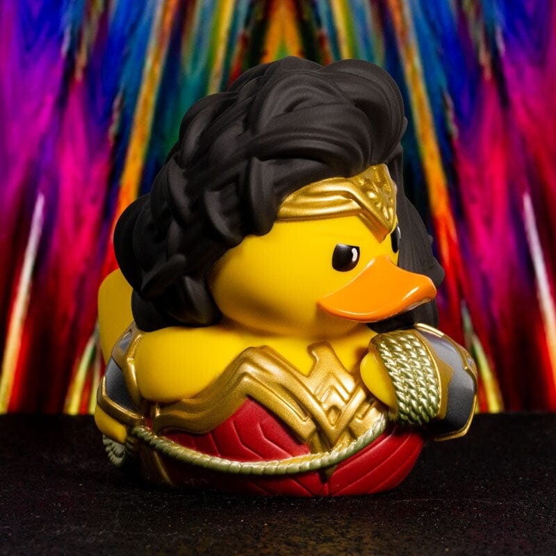 TUBBZ Boxed DC Comics Wonder Woman Collectible Duck Vinyl Figure Official JEEP