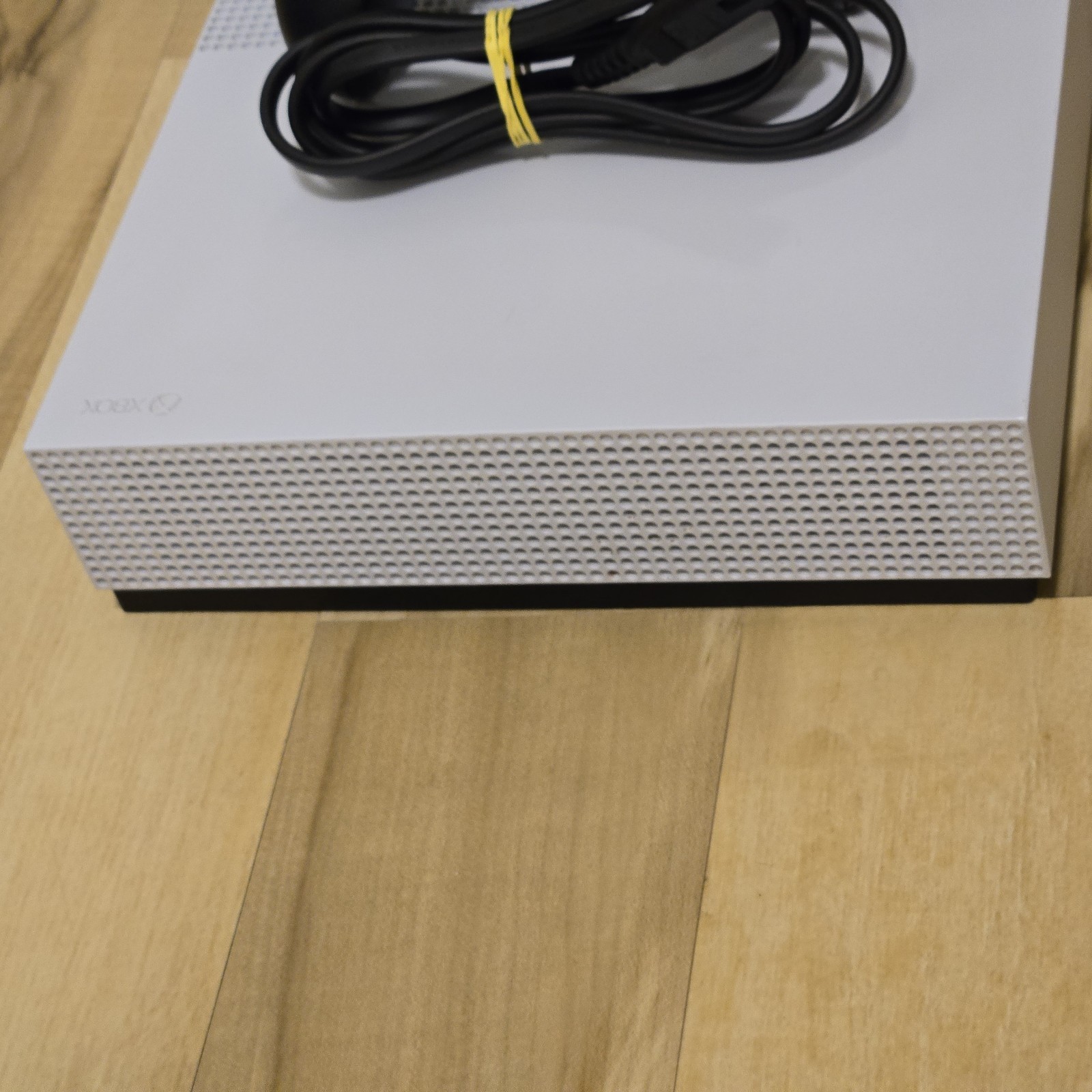 Microsoft Xbox One S All Digital Edition White Console 1TB w/ Controller & Cords