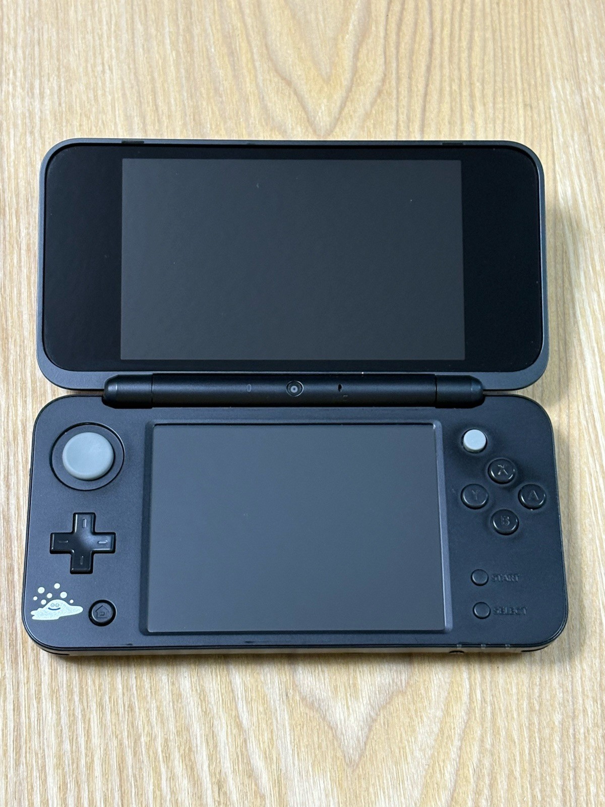 Nintendo 2DS XL LL Dragon Quest Hagure Metal Slime Edition Console Japanese