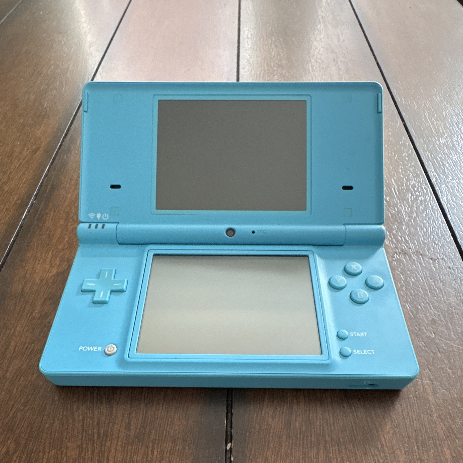 Nintendo DSi Light Blue Handheld Console USG-001