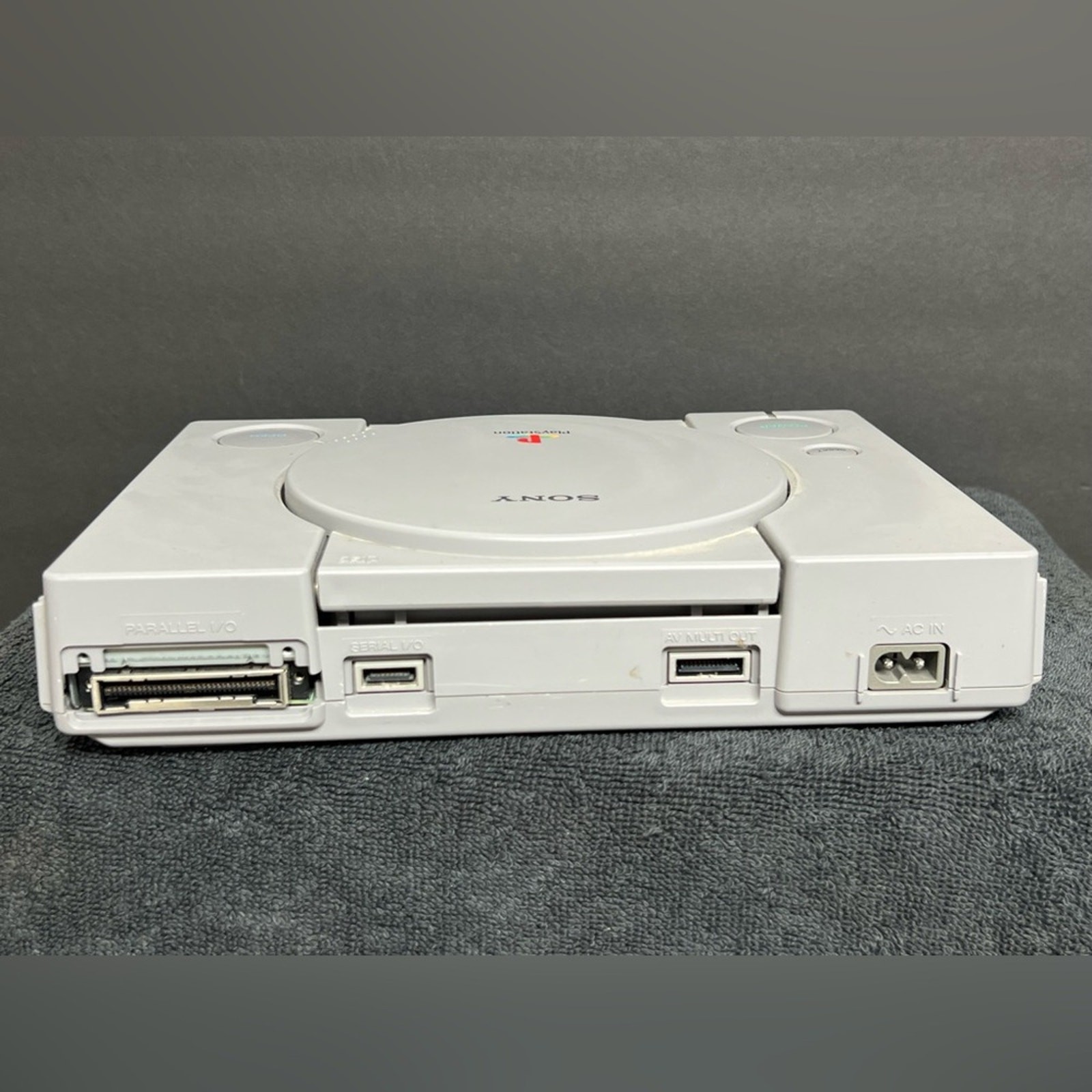 Sony PlayStation 1 SCPH-7501 Console Game System PS1 Wired Controller Bundle