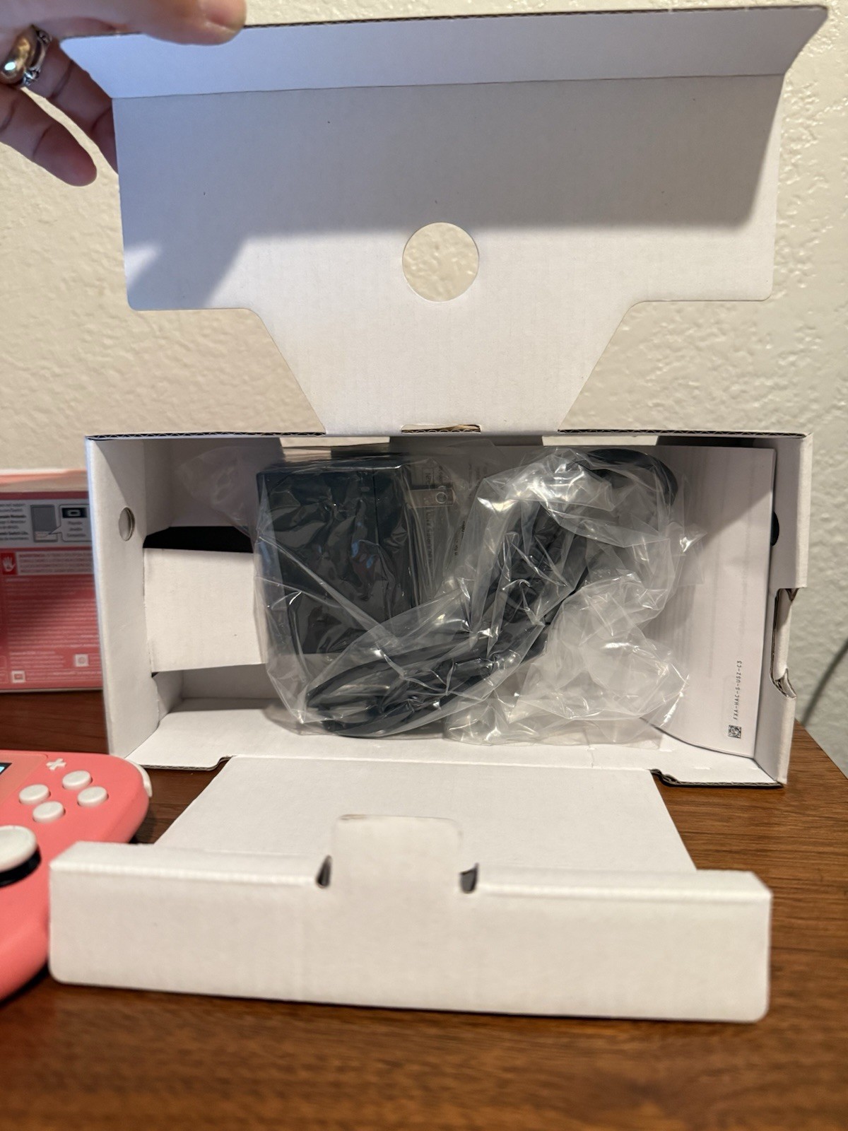 Nintendo Switch Lite 32 GB Gaming Console – Coral + Animal Crossing New Horizons