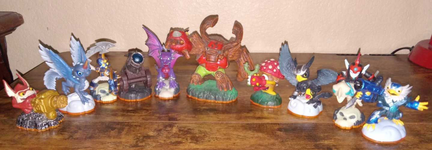 Skylanders: Giants Activision Lot of 10 Figures TESTED Fast Shipping 2012