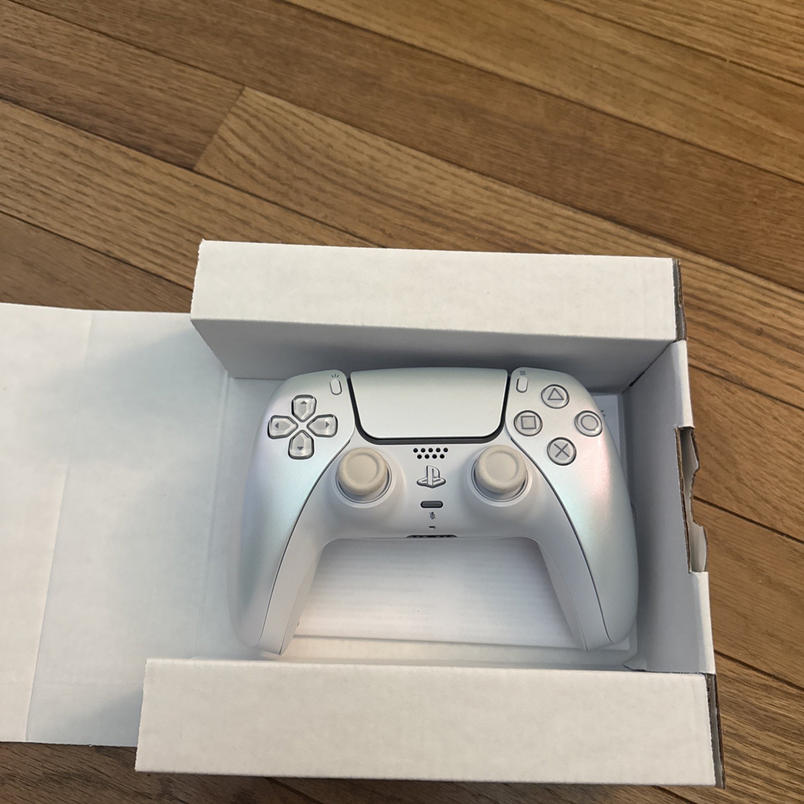 Sony PlayStation 5 Dualsense Wireless Controller – Chroma Pearl