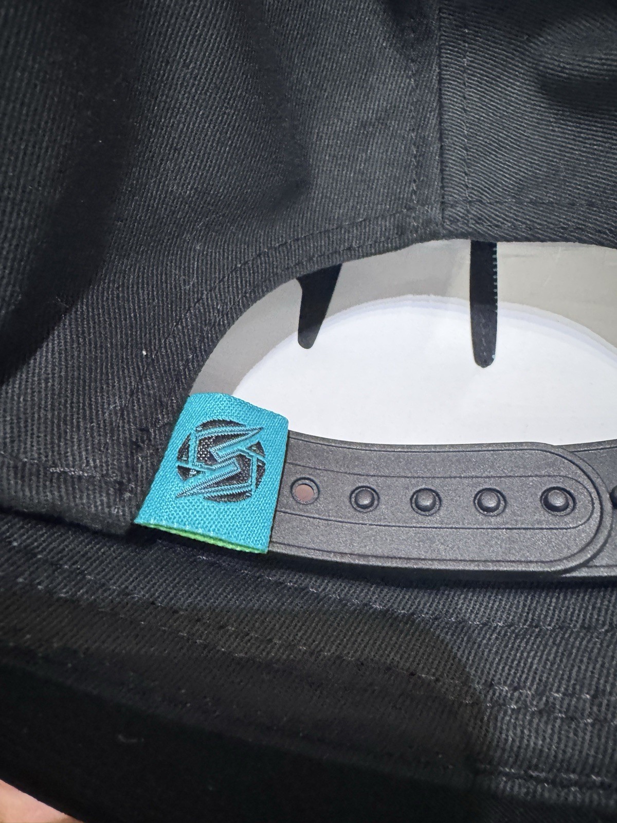 Metroid Screw Attack Logo Adjustable Hat-NYC Nintendo Store Exclusive-Unused NWT