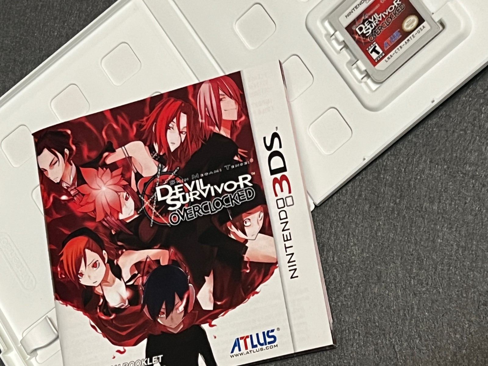 Shin Megami Tensei: Devil Survivor Overclocked (Nintendo 3DS, 2011). Working.
