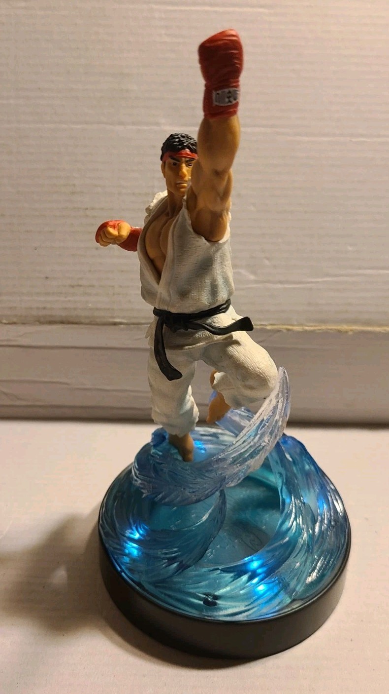 NEW Street Fighter 25th RYU Light-Up Statue Figure from PS3 Collector’s Edition