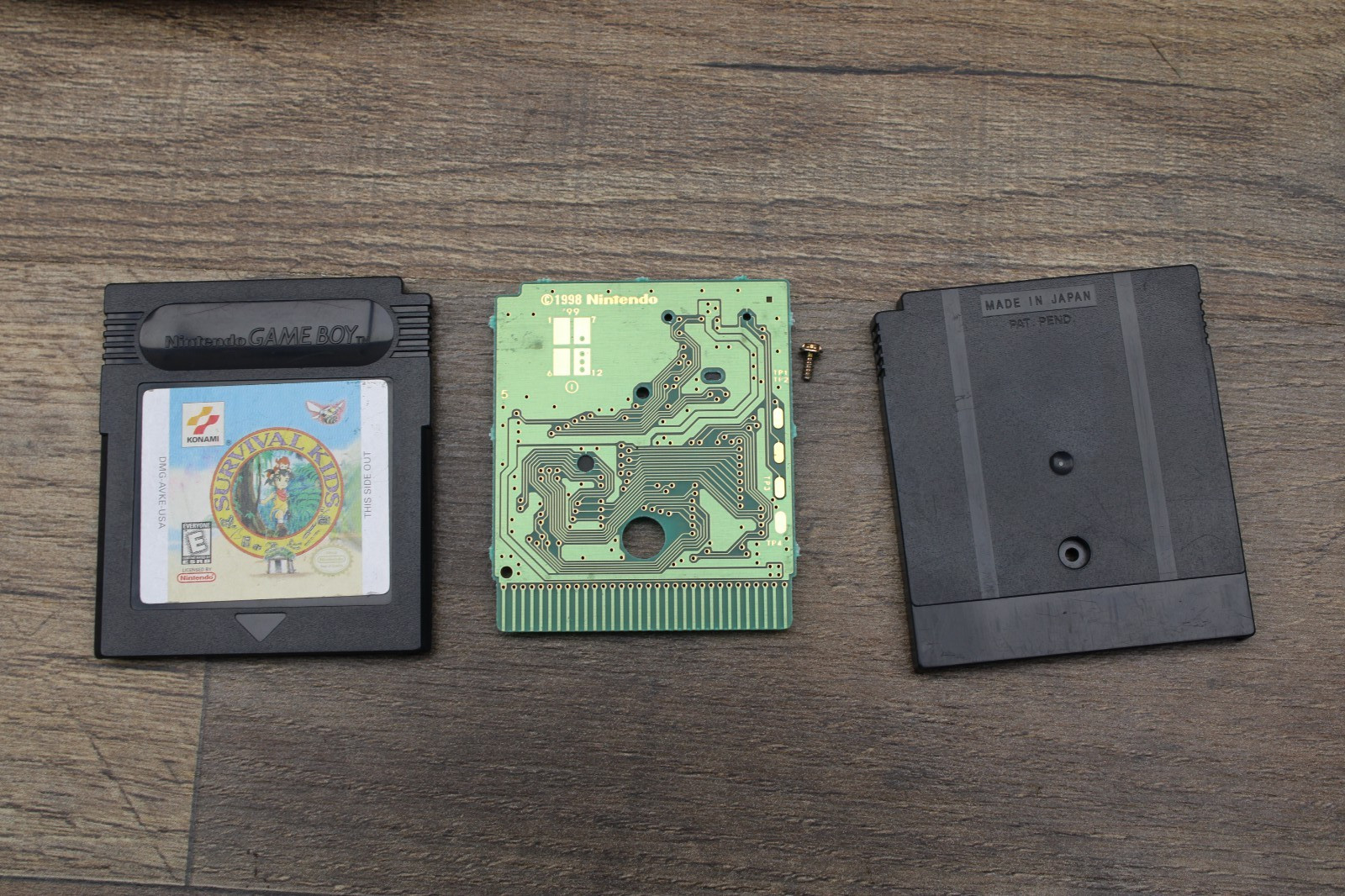 Survival Kids, Gameboy Color GBC, American Version AUTHENTIC GOOD BATTERY