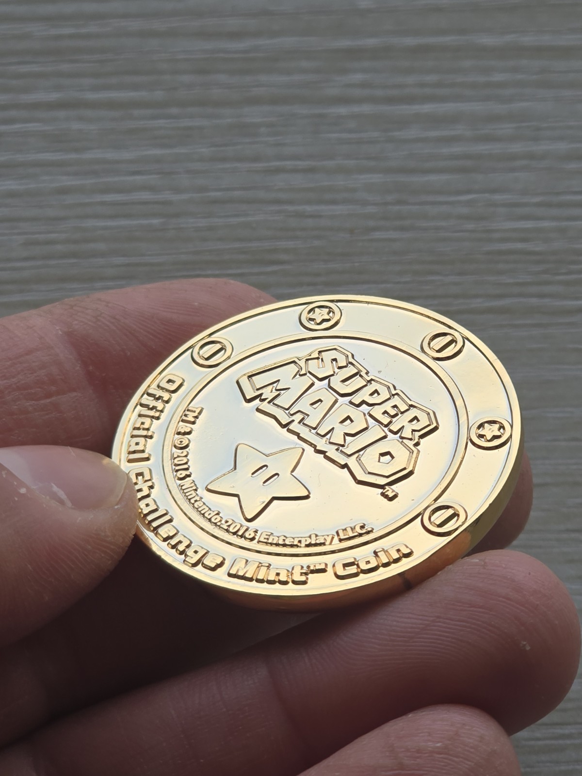 Nintendo Super Mario Challenge Coin Medal 24k Gold Plated 1:214 Enterplay NES GB