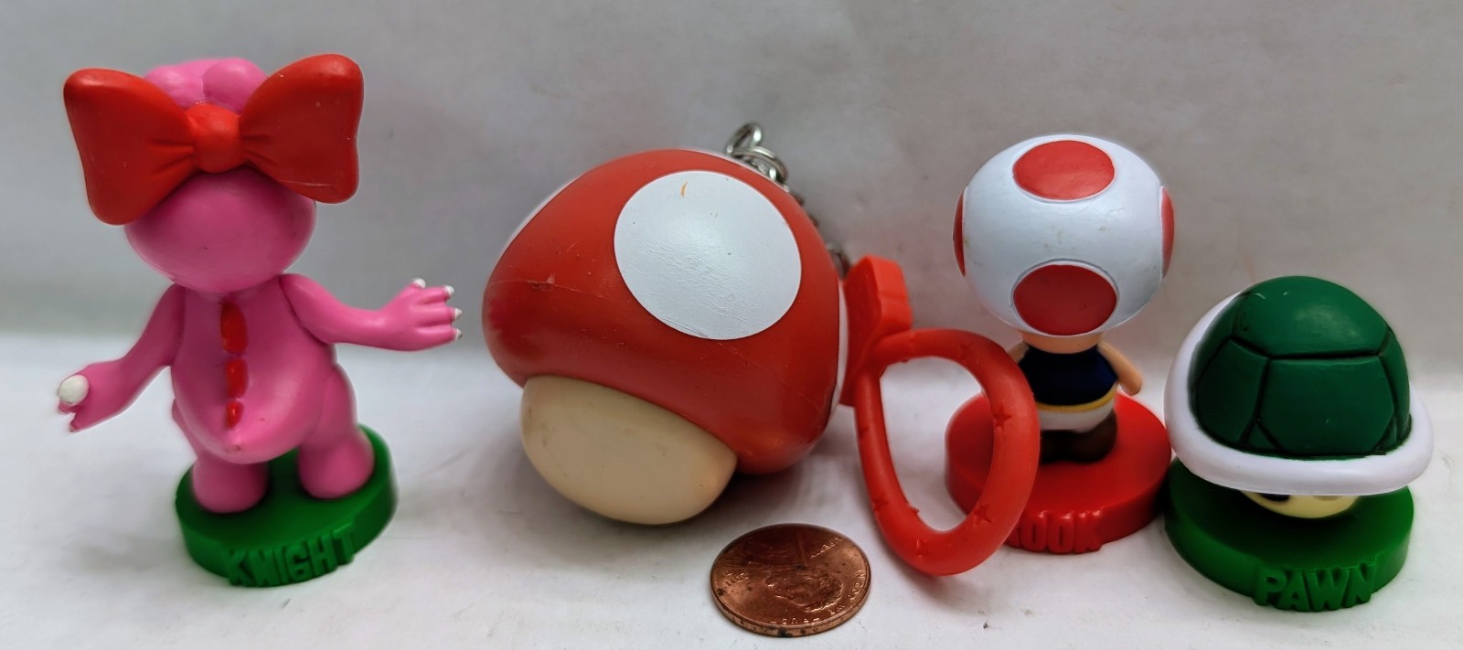 Nintendo Super Mario lot.Mushroom Power-Up Backpack Clip+CHESS Pieces 3 Figures