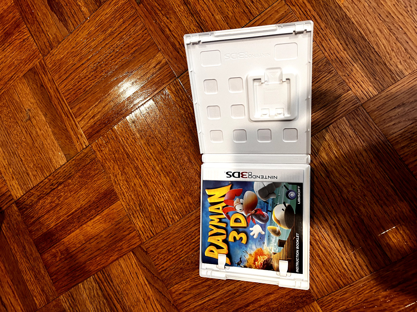 Rayman 3D – Nintendo 3DS ** no game** case and manual only