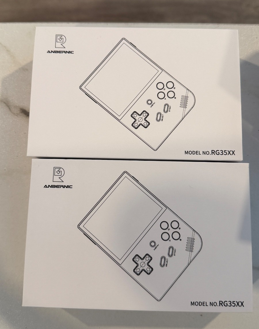 Anbernic RG35XX 64GB+128GB Handheld Console