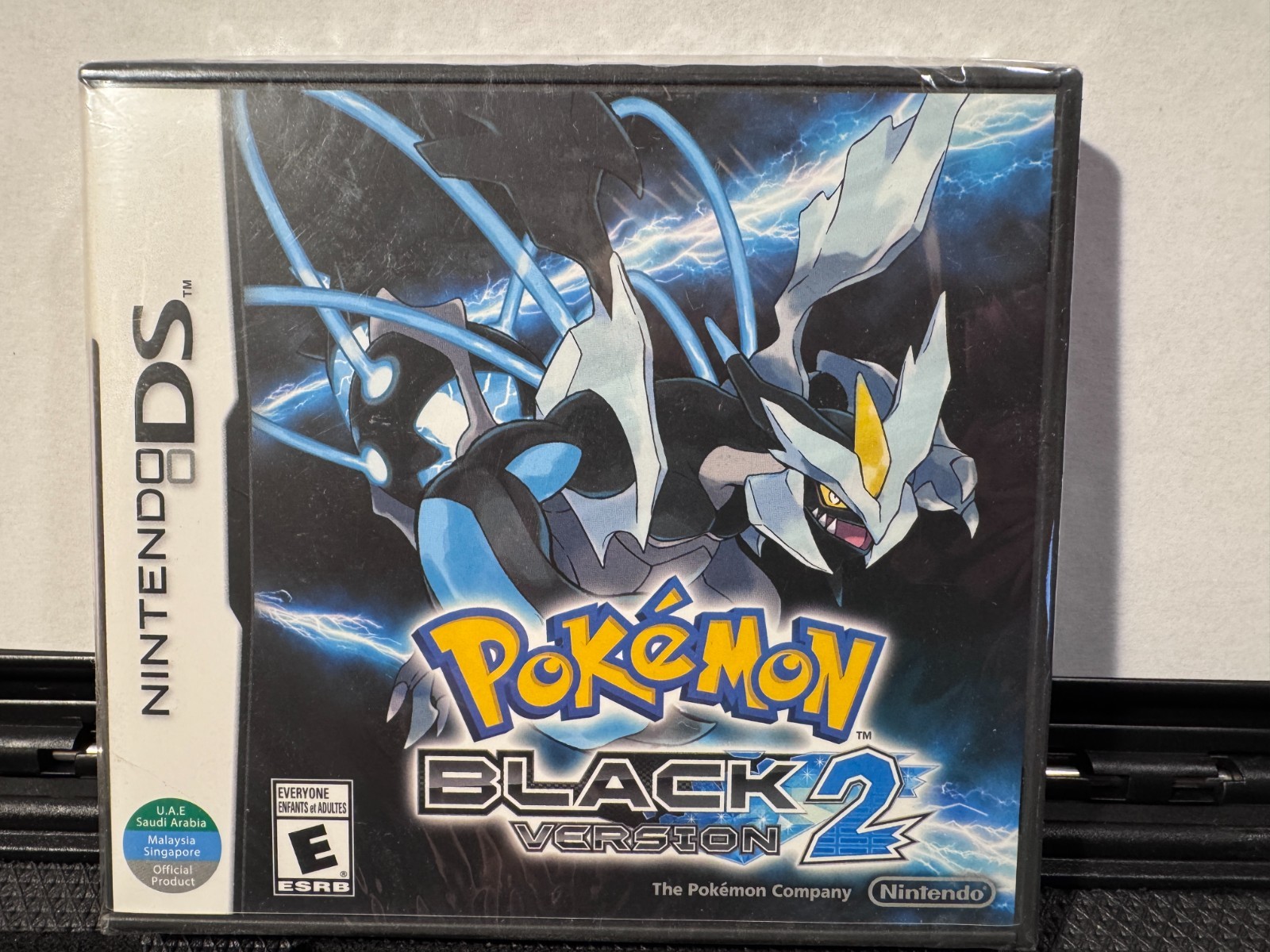 Pokemon Black Version 2 Nintendo DS 2012 Brand New Factory Sealed