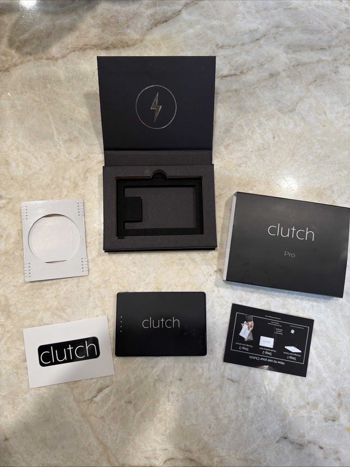 CLUTCH PRO Lightning Magnetic Portable Charger 5000mAh Powerbank MagSafe Black