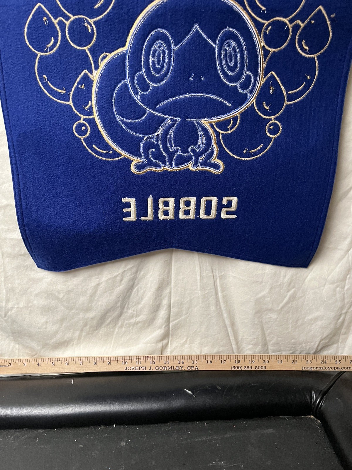 SOBBLE Galar First Partner 27.5” Blue Felt Wool Banner The Pokemon Company-NEW