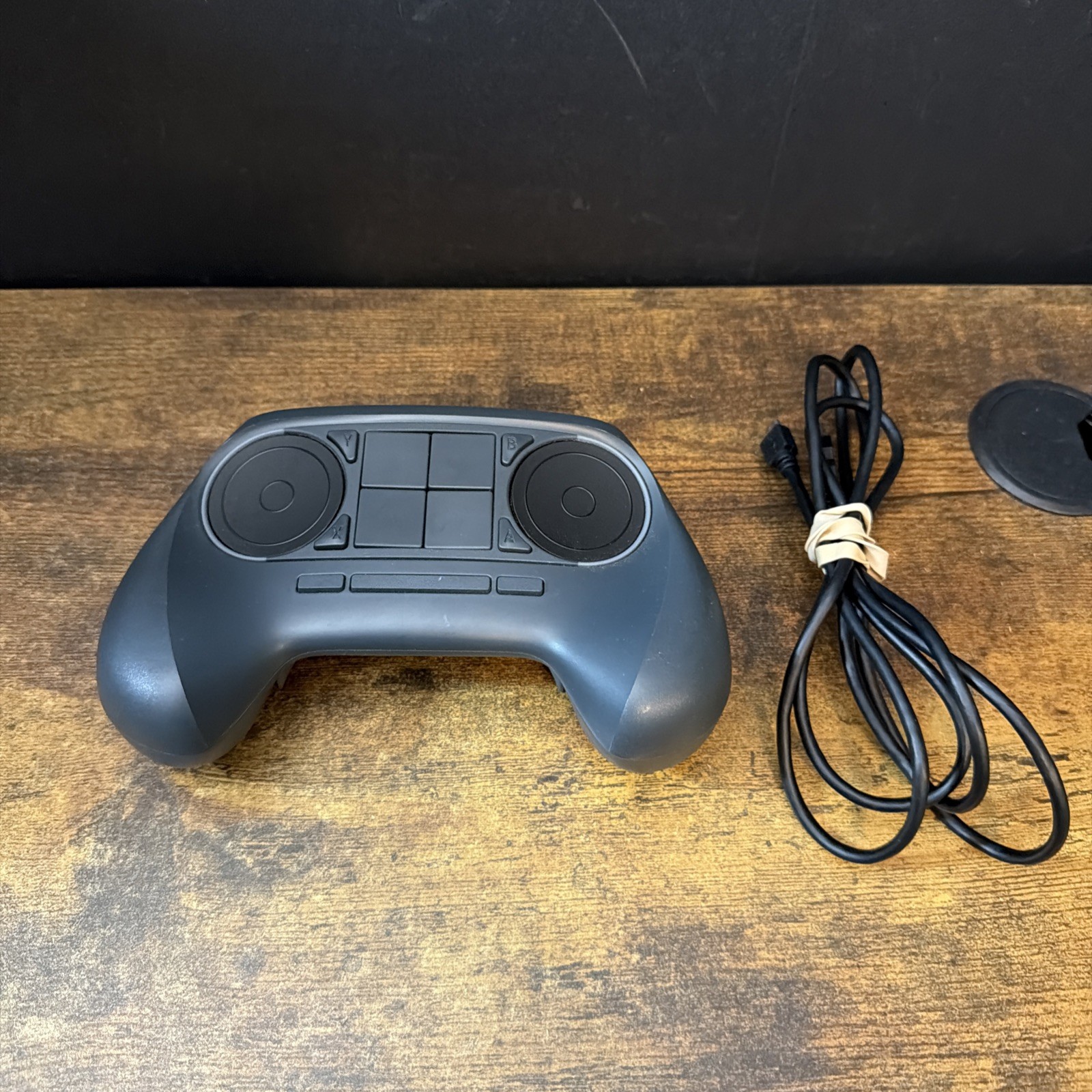 Steam Controller “Chell” Prototype Valve Corp SC01_R01 Tested with Steam PC App