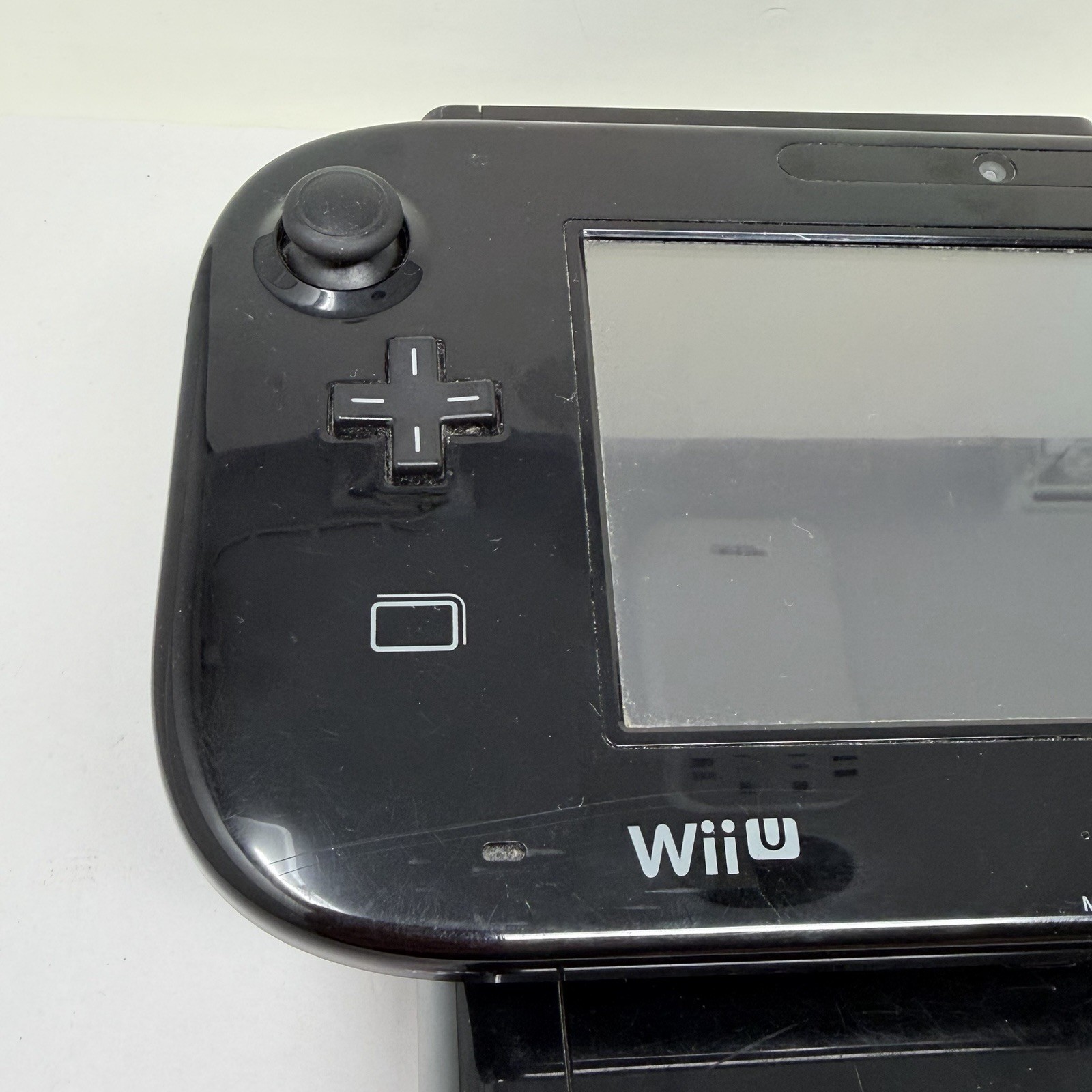 Nintendo Wii U Handheld Console Bundle – WUP-010 w/ Pac Man Ghostly Adventures 2
