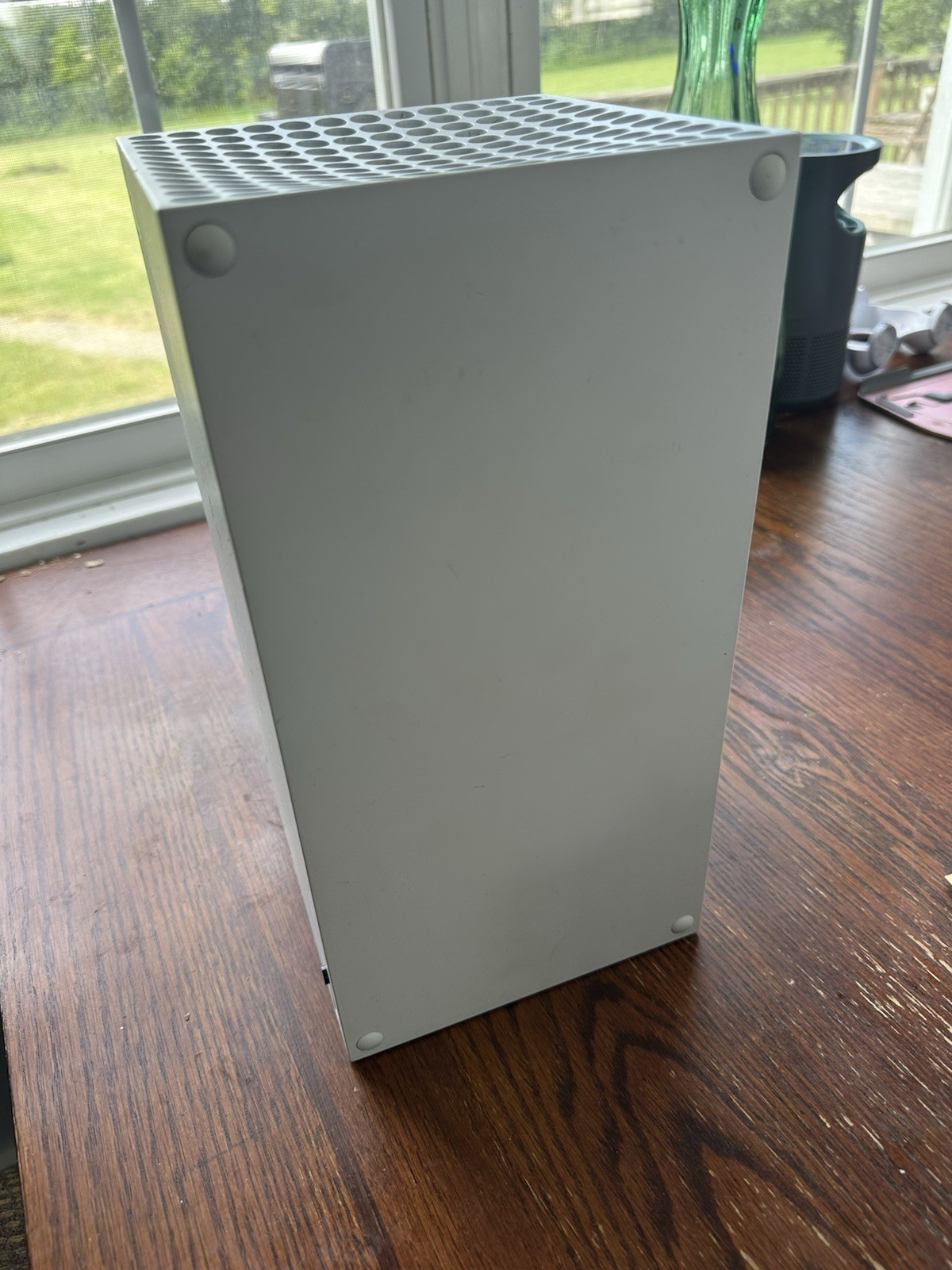 Xbox Series x Digital Edition 1TB White Console Only