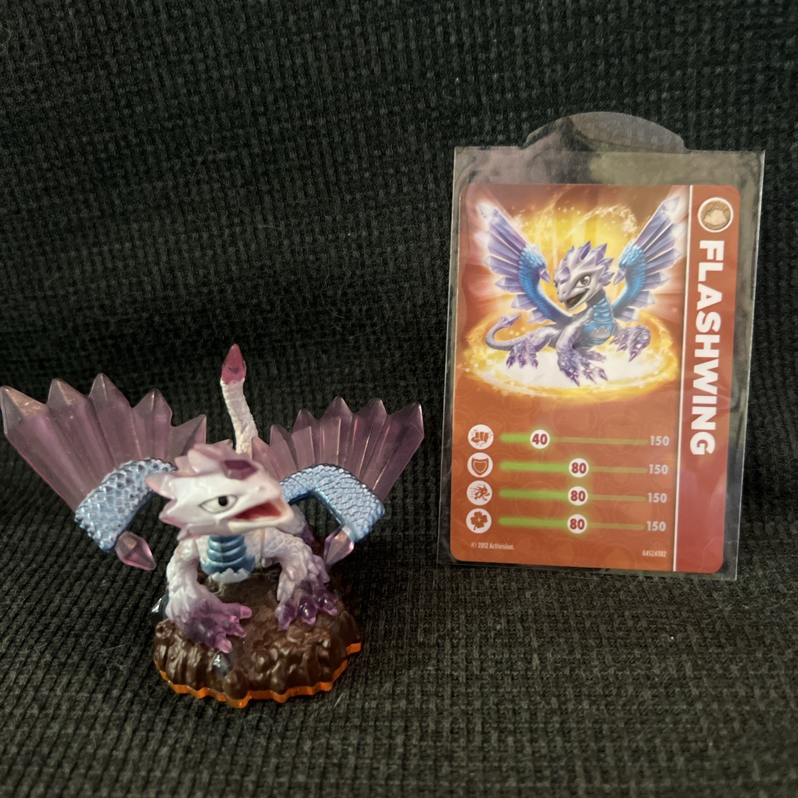 Skylanders Giants Flashwing with Character card 2012