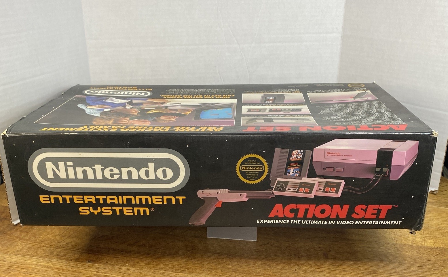 Nintendo NES Action Set – Box Only – Gray Zapper Version – Empty Box Vintage