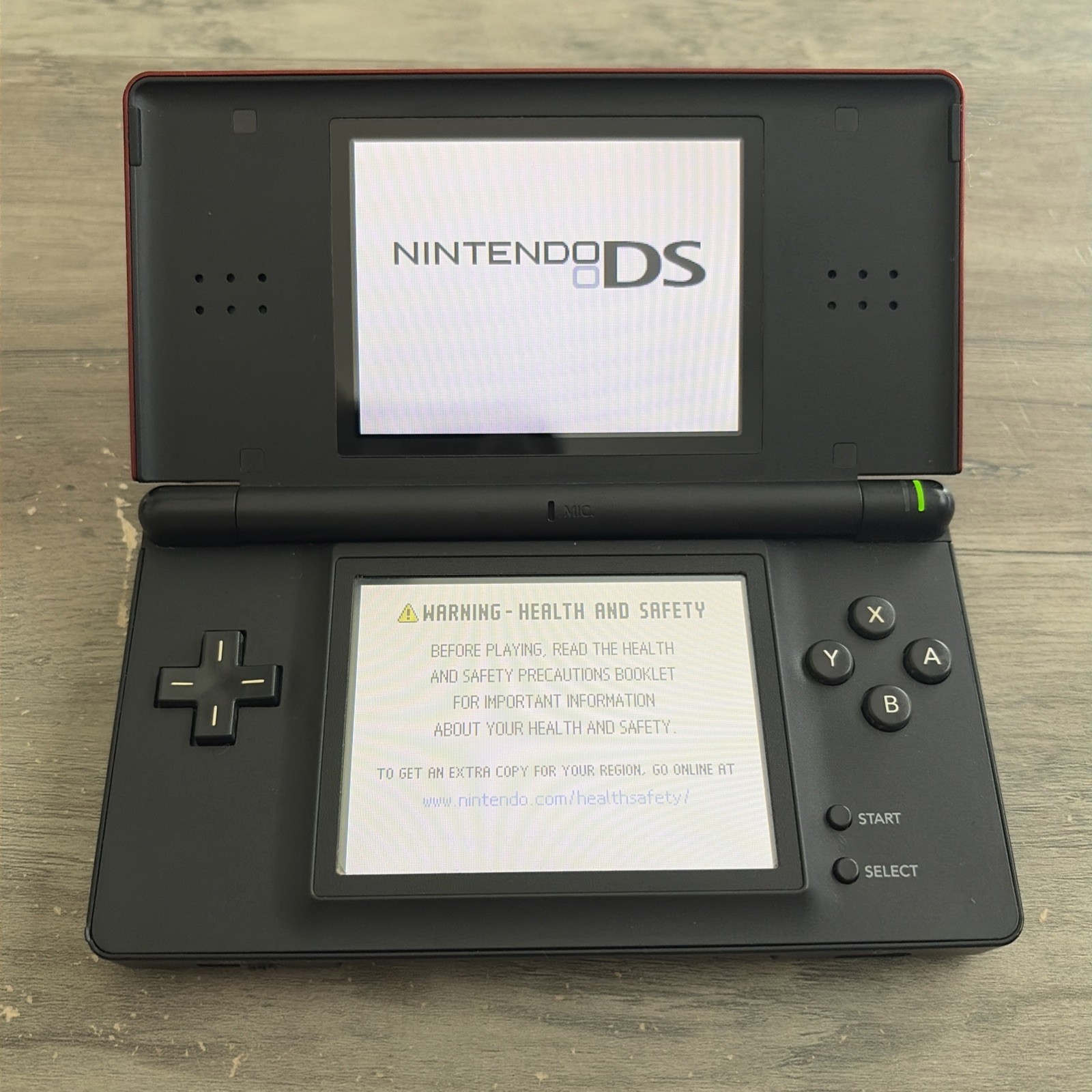 Nintendo DS Lite USG-001 Red/Black Handheld Console w/ Stylus, Charger