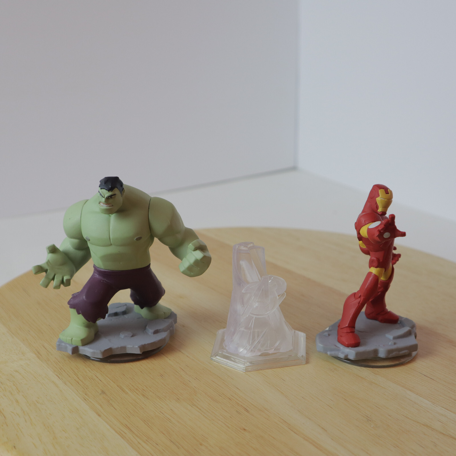 Disney Infinity 2.0 Marvel Lot Captain America Hulk Thor Black Widow Iron Man +