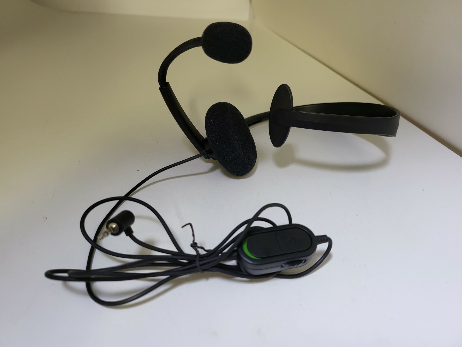 NEW GENUINE OEM MICROSOFT XBOX 360 CHAT HEADSET W/ BOOM MIC VOLUME CONTROL 15F