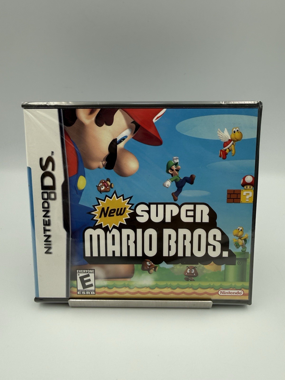 New Super Mario Bros. Nintendo DS Complete With Manual & Inserts – USA Version
