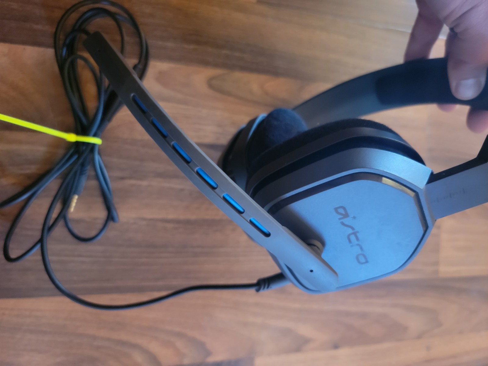 Astro A10 Wired Stereo Gaming Headset – Blue/black