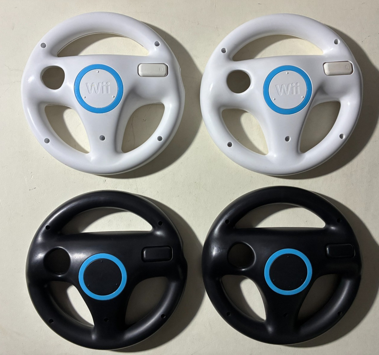 Set of 4 Mario Kart Wii Steering Wheels RVL-024 (2) OEM (2) Black Unbranded