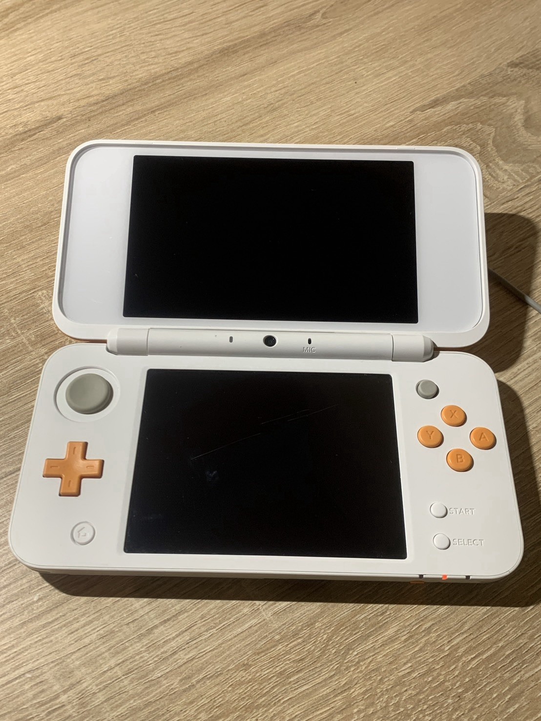9993 Nintendo New 2DS LL White Orange Very Good TESTED