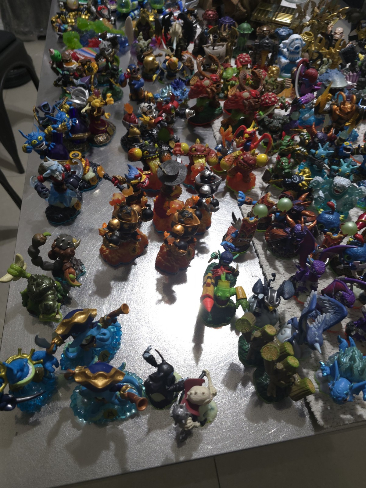 HUGE Skylanders Lot 100+ Figures WORKING GREAT NO RETURNS ACCEPTED