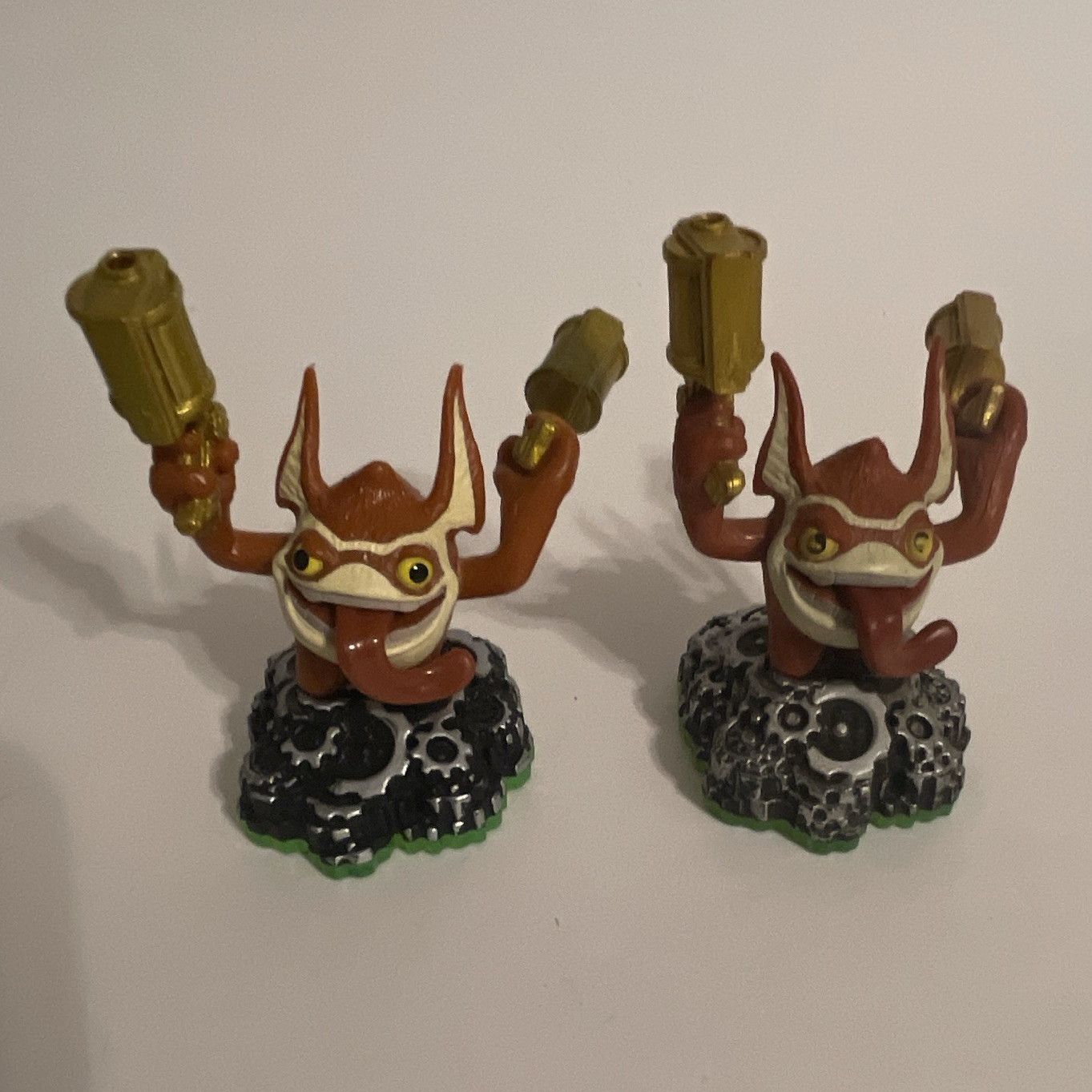 Skylanders Trigger Happy Character Figure Lot of 2 on Bases 2011 MPN E11A