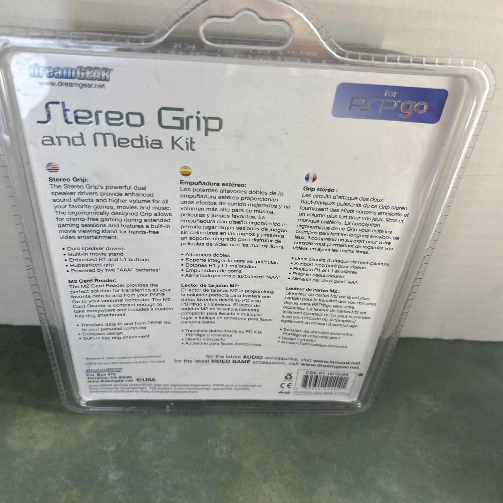 DreamGear Stereo Grip & Media Kit PSP Go Sealed Aftermarket M2 Card Reader